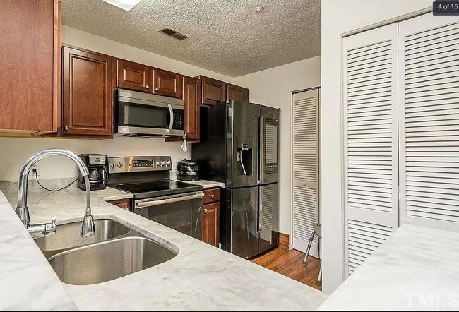 Building Photo - 3806 Grey Harbor Dr