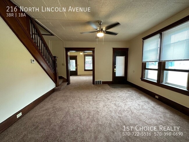Building Photo - 216 N Lincoln Ave