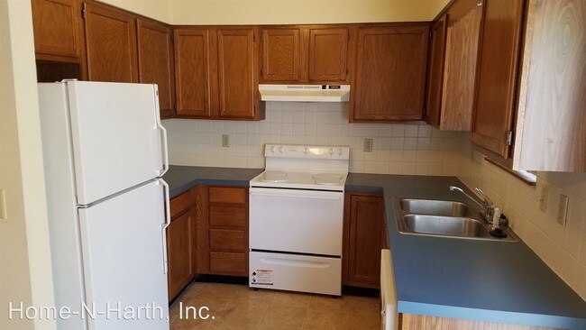 Foto del edificio - 3266-3268 N Longfellow Ct