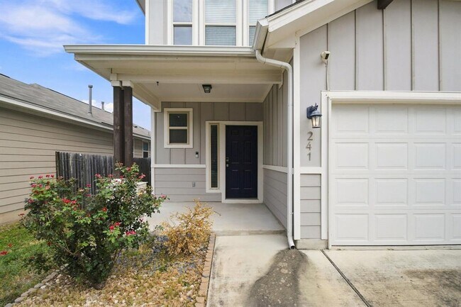 Building Photo - 241 Eagle Brook Ln