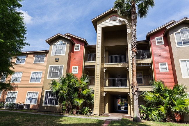Building Photo - 2208 Antigua Pl