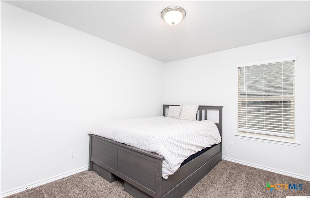 Building Photo - 6233 Lavaca Dr