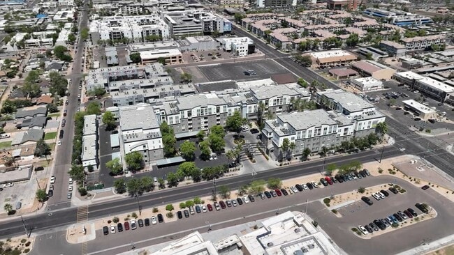  - Level at Sixteenth