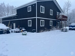 Building Photo - 6101 Lombard Cir