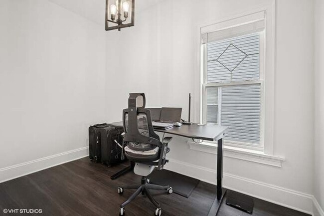 Second Bedroom - 2512 W Lyndale St