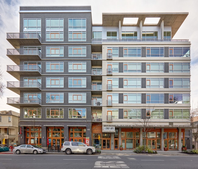 Building Photo - 1818 L St