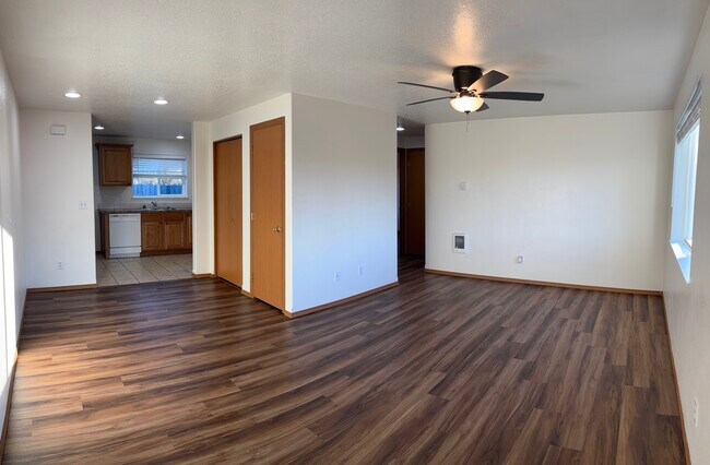 Foto del edificio - 861 6th Ave SE