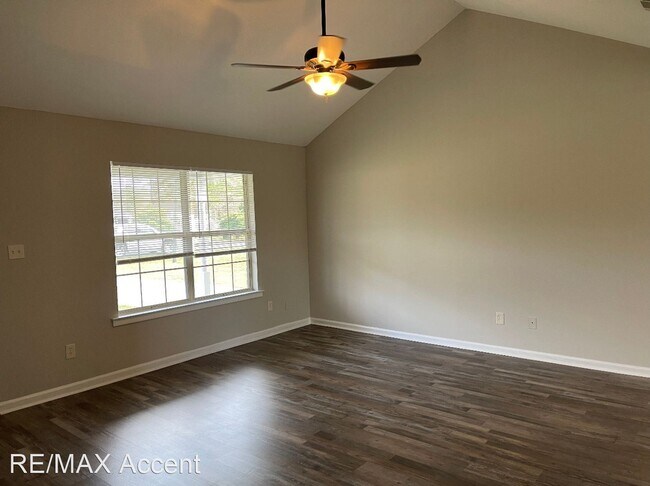 Foto del edificio - 3 br, 2 bath House - 138 Whit Fraser Rd. NE