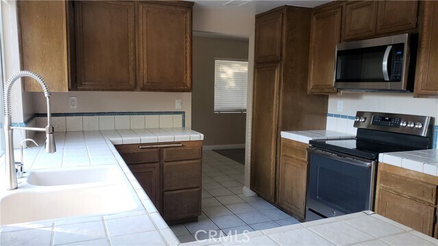 Building Photo - 3439 Trailview Ct