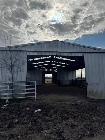 Building Photo - 8789 S State Hwy 78