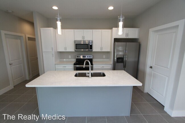 Foto del edificio - 4 br, 2 bath House - 98 Orchid Ln