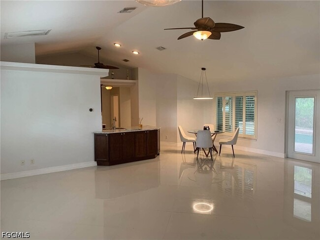 Foto del edificio - 2806 SE 22nd Pl