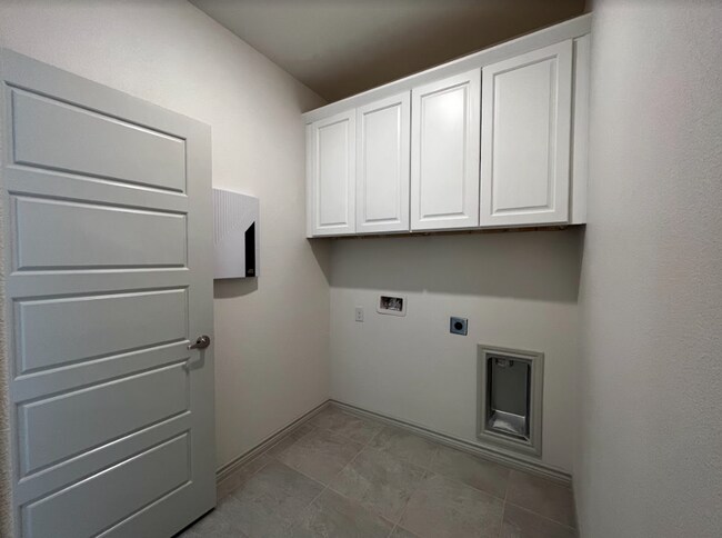 Foto del edificio - Gorgeous 4 Bedroom In Odessa, TX!