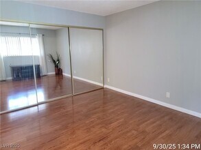 Building Photo - 4221 Gannet Cir Building Photo - 4221 Gannet Cir