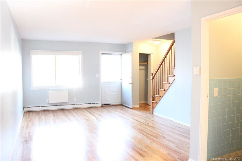 Primary Photo - 550 Prospect St