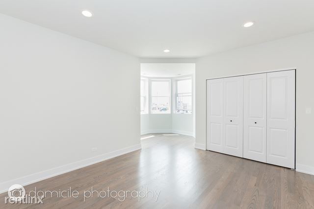 Building Photo - 834 N Wolcott Ave