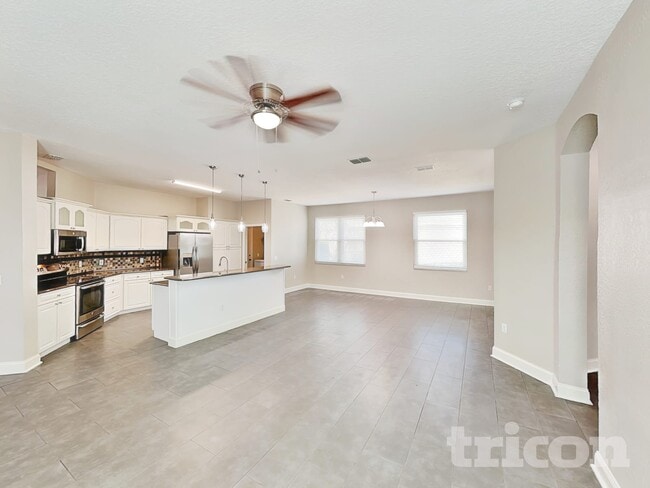 Foto del edificio - 3012 Forest Hammock Dr