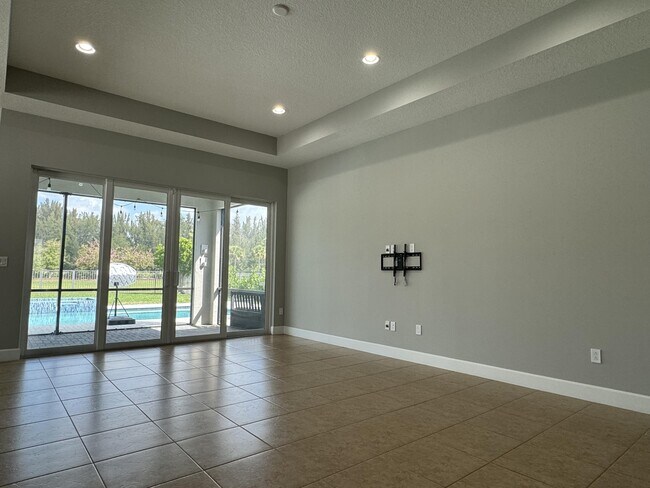 Foto del edificio - 15474 Goldfinch Cir