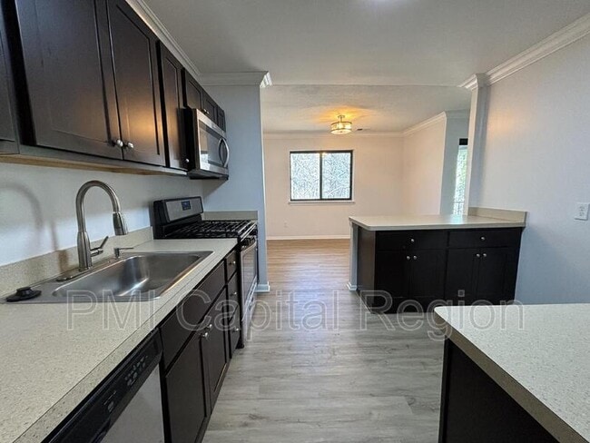 Foto del edificio - 6037 Majors Ln