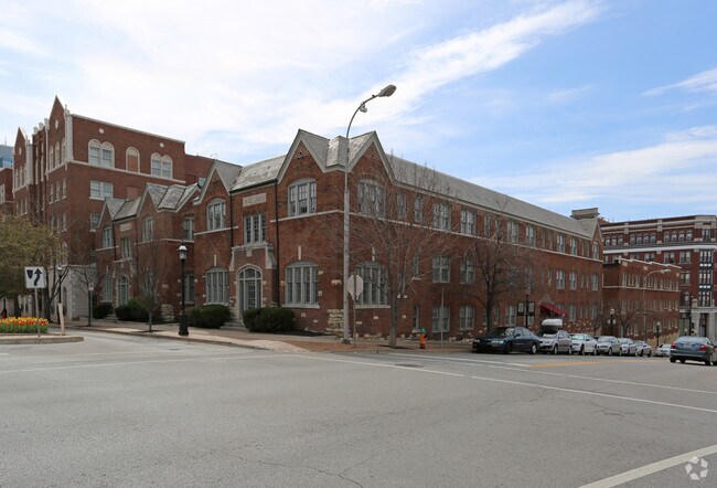 Foto principal - 521-551 W 11th St
