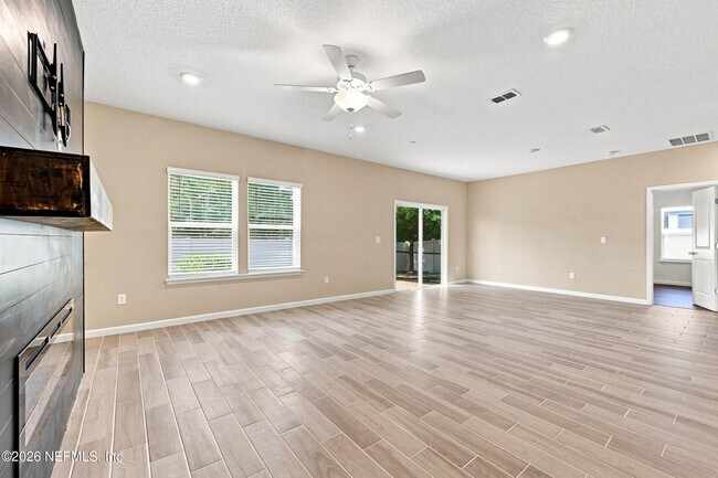 Foto del edificio - 10206 Nala Ln