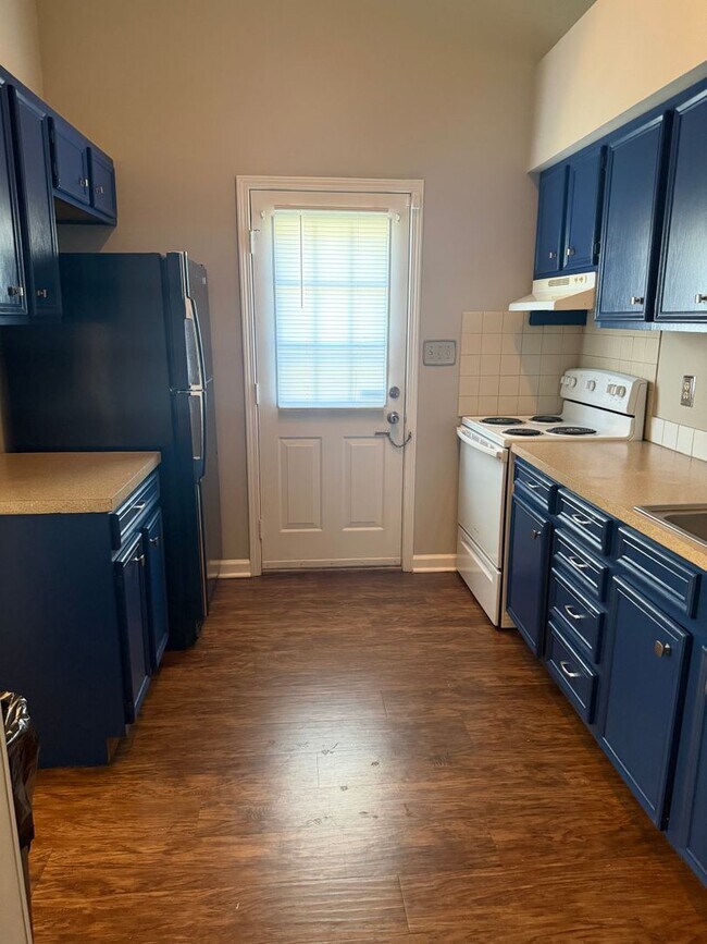 Foto del edificio - 1724 Carriage Cove Ln