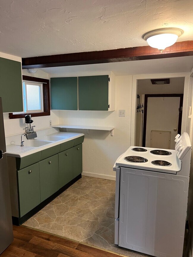 Foto del edificio - Cute 1 Bedroom Home In Downtown Placerville