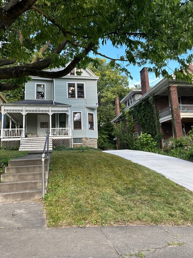 Foto del edificio - 2314 Ashland Ave