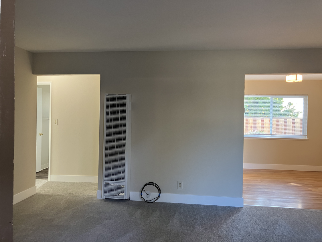 Foto principal - 1336 Middlefield Rd