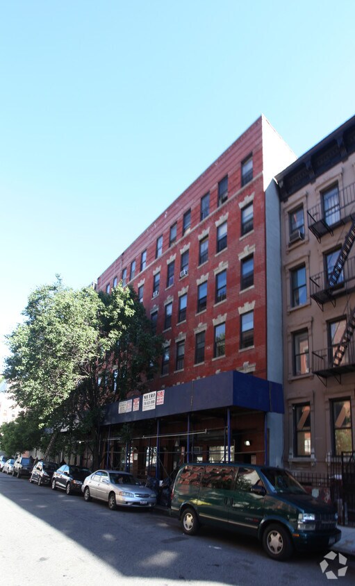 Primary Photo - 205-211 E 118th St