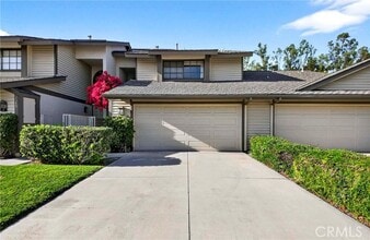 Building Photo - 2351 Applewood Cir