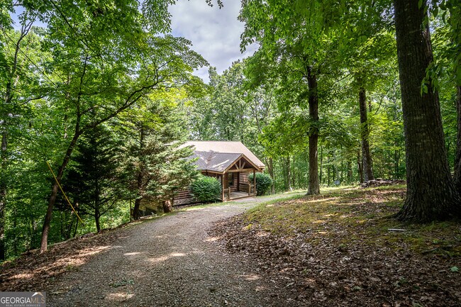 Foto del edificio - 124 Adair Dr