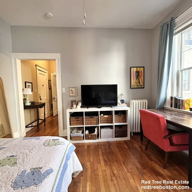 Photo - 1572 Commonwealth Ave Apartment