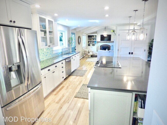 Building Photo - 6 br, 3.5 bath House - 3990 S. Syracuse Way
