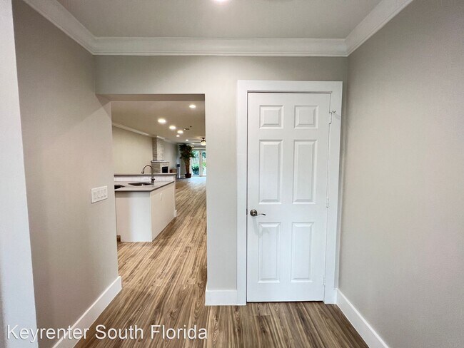 Foto del edificio - 4 br, 4.5 bath House - 4216 Seagrape Dr
