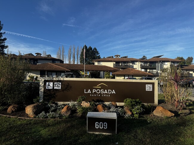 Foto del edificio - La Posada