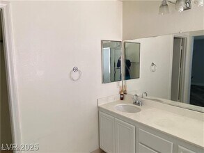 Building Photo - 1154 Warm Sun Ct