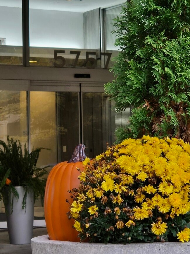 Foto del edificio - 5757 N Sheridan Rd