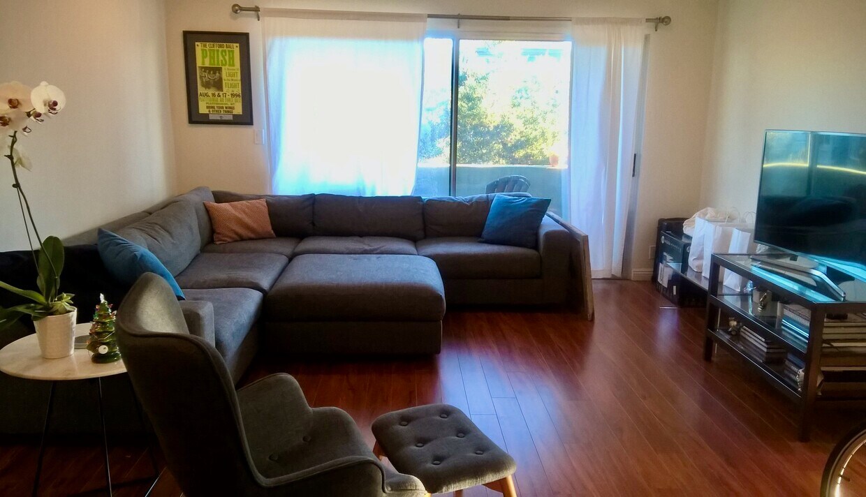 Foto principal - 423 Pier Ave