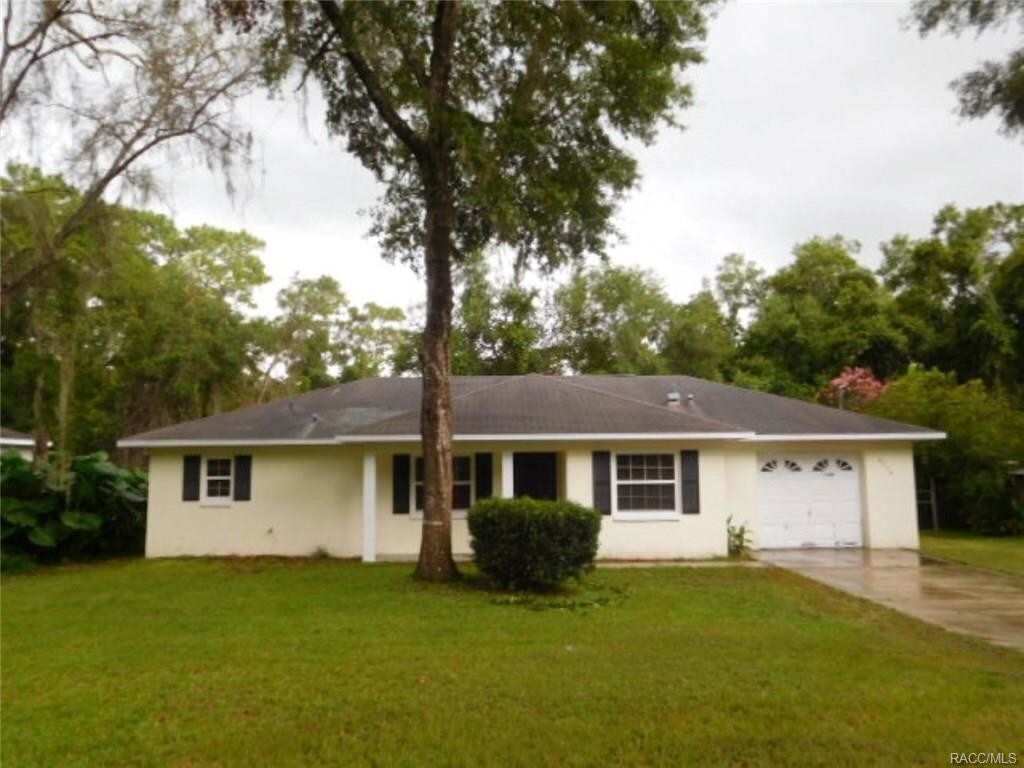 Primary Photo - 6776 E Red Robin Ln