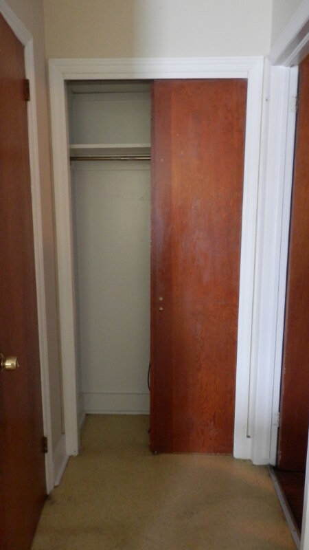 Foto del edificio - 403 W Market St