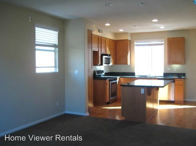Building Photo - 700 Paradise Way