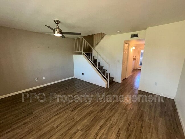 Building Photo - 9831 S 48th Way