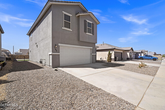 Building Photo - 1145 Paseo de Suerte Dr