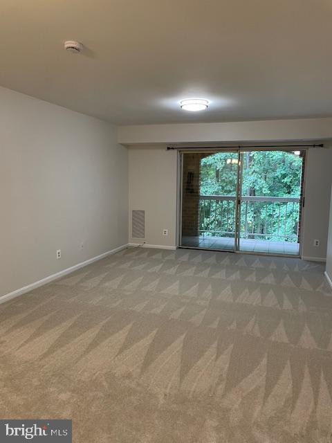 Foto del edificio - 5900 Cove Landing Rd