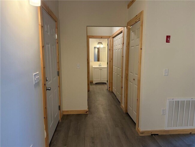 Foto del edificio - 327 Pine St