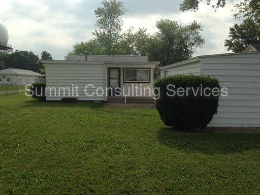 Building Photo - 1404 Western Dr