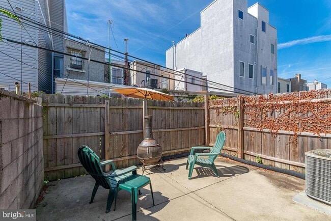 Building Photo - 1428 S Bancroft St