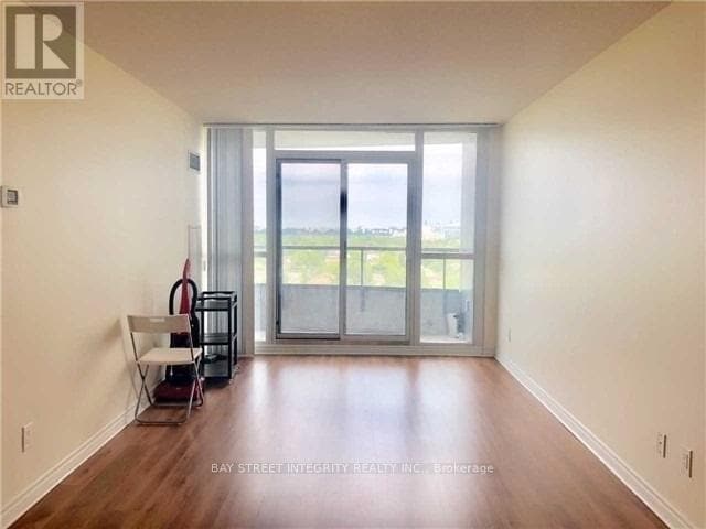 Photo du bâtiment - 35 Hollywood Ave