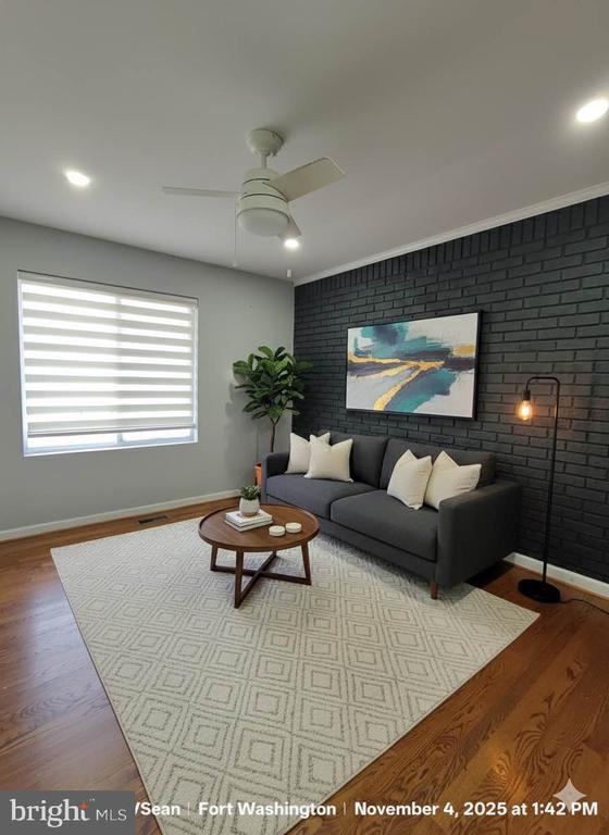 Building Photo - 11904 Aten St